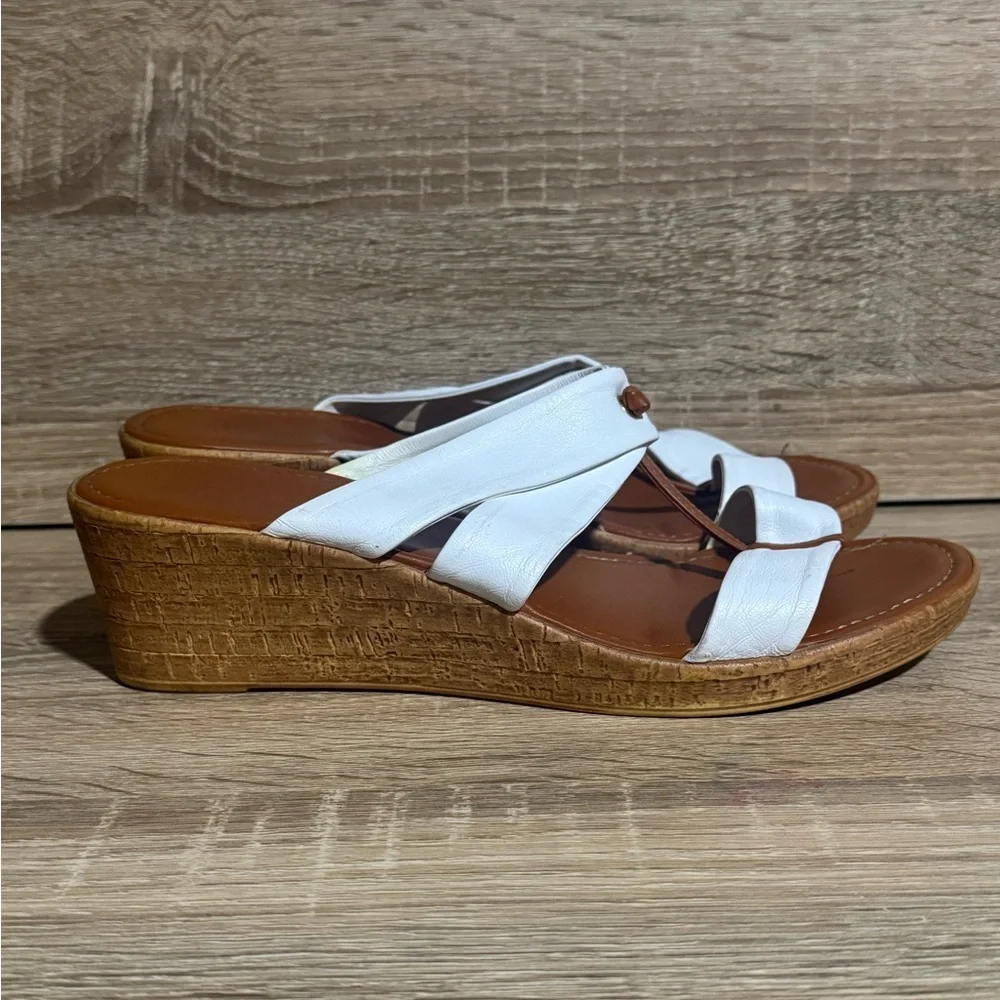 Italian Shoemakers Krissy white Wedge heels slip Sandals women’s size 9.5 shoes